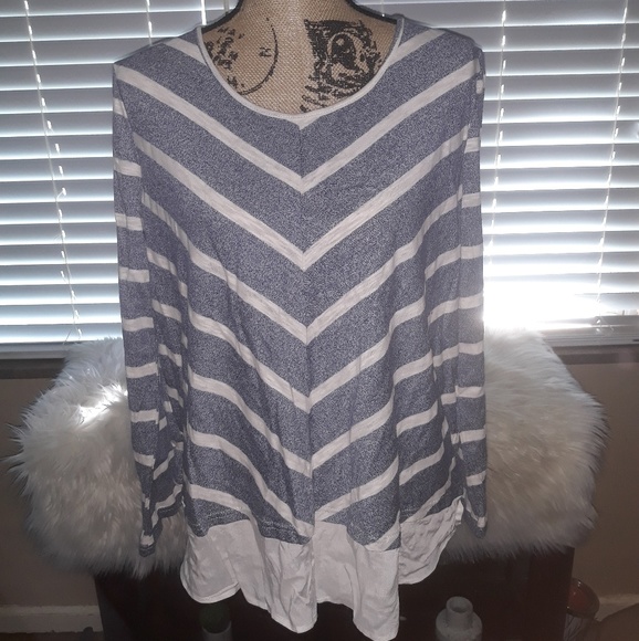 She and Sky Tops - Nwot She + Sky blue and white top